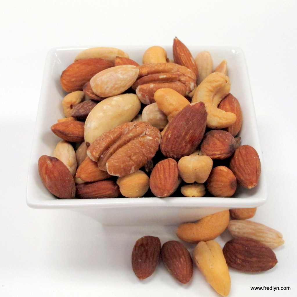 Deluxe Mixed Nuts - Roasted & No Salt